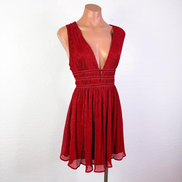 Lulus Smokeshow Metallic Velvet Plunge Dress Whimsigoth Fairy Romantasy XL NWT - Picture 12 of 12